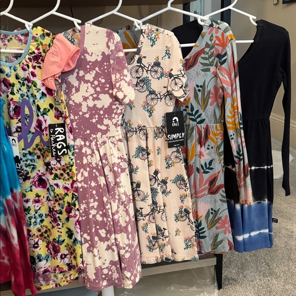 5/6 Rags to Raches Dress Collection! - Picture 7 of 7